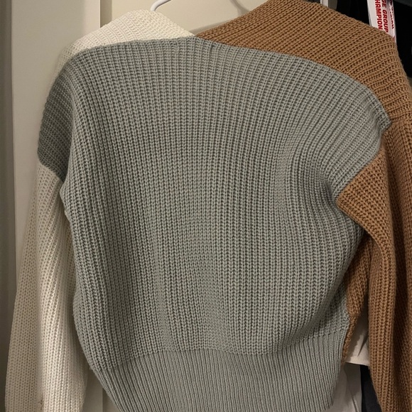 S cute color block sweater - Picture 3 of 3